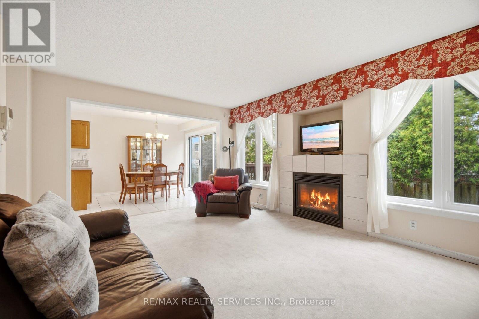 93 SECLUSION CRESCENT - 8