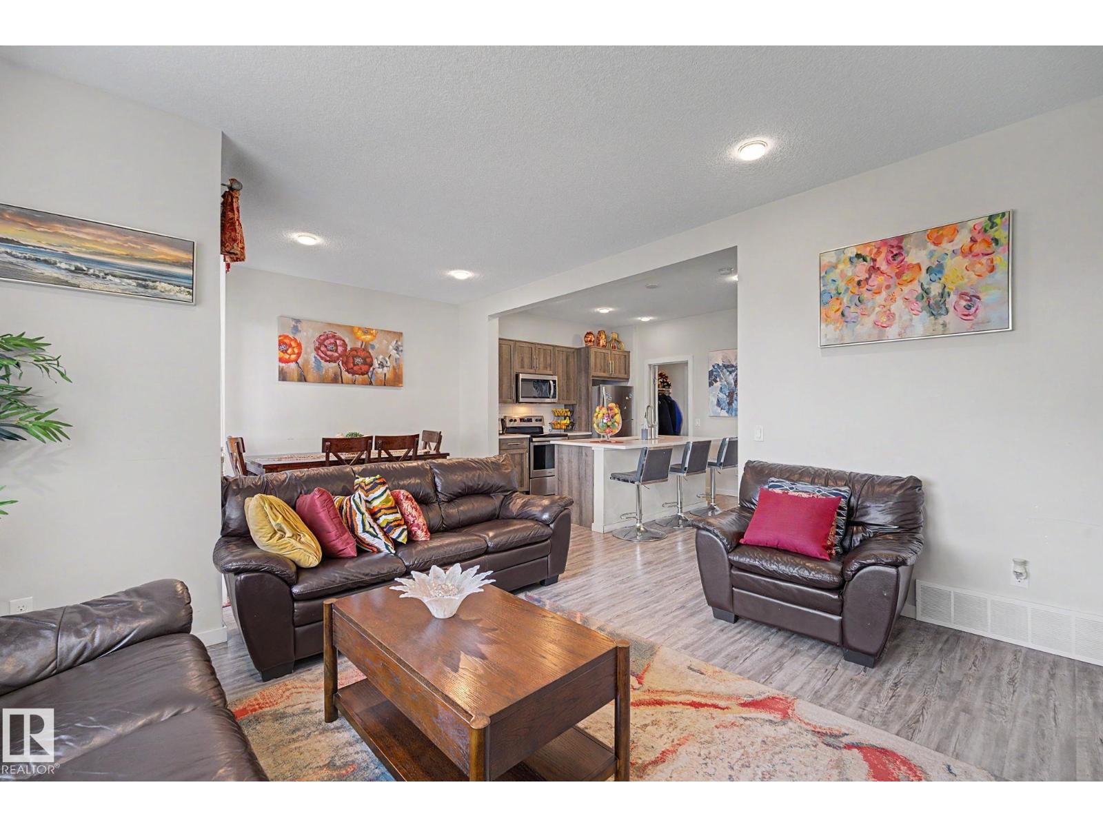 22419 80 AV NW NW - 15