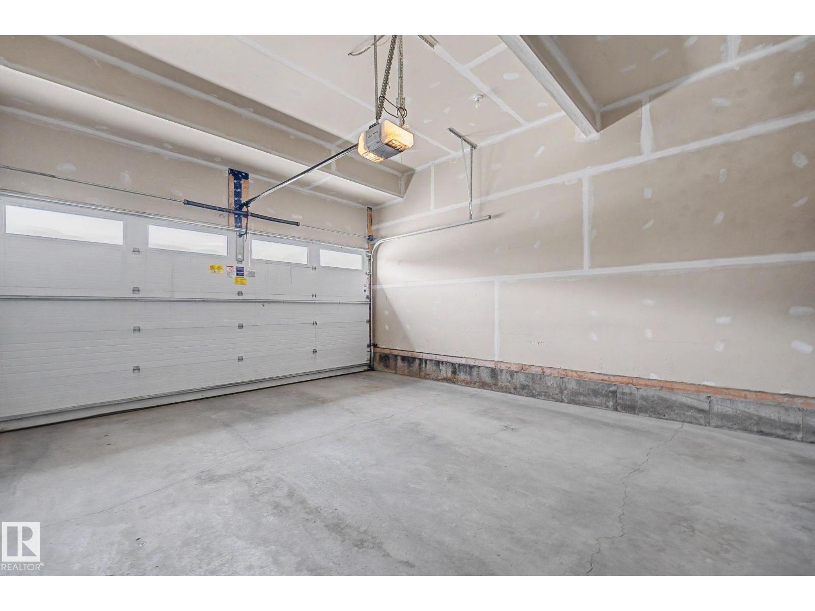 22419 80 AV NW NW - 48