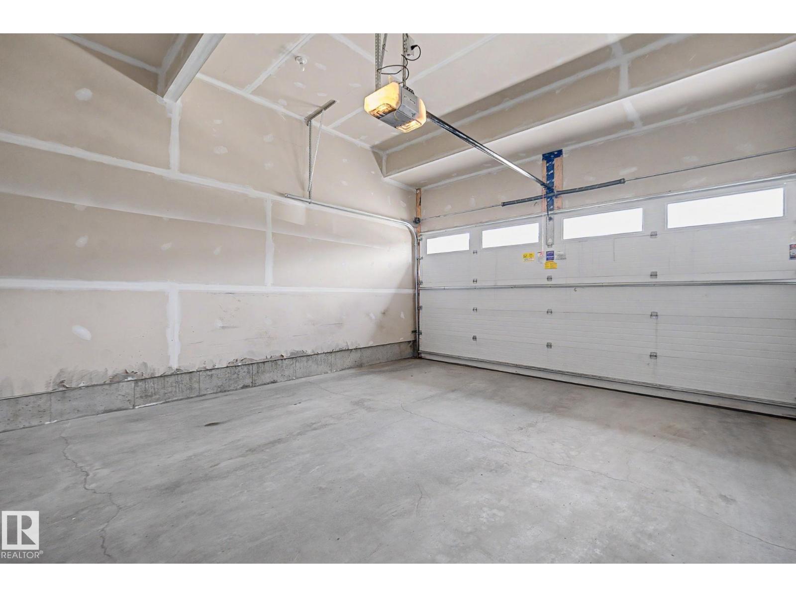 22419 80 AV NW NW - 49