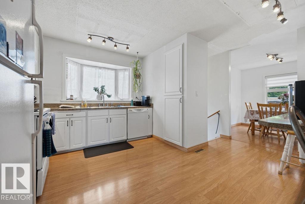 14612 117A ST NW - 12