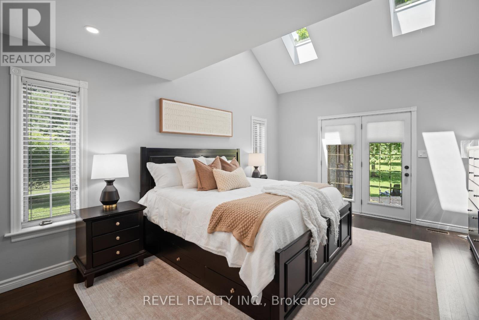 2255 MOHAWK TRAIL - 20