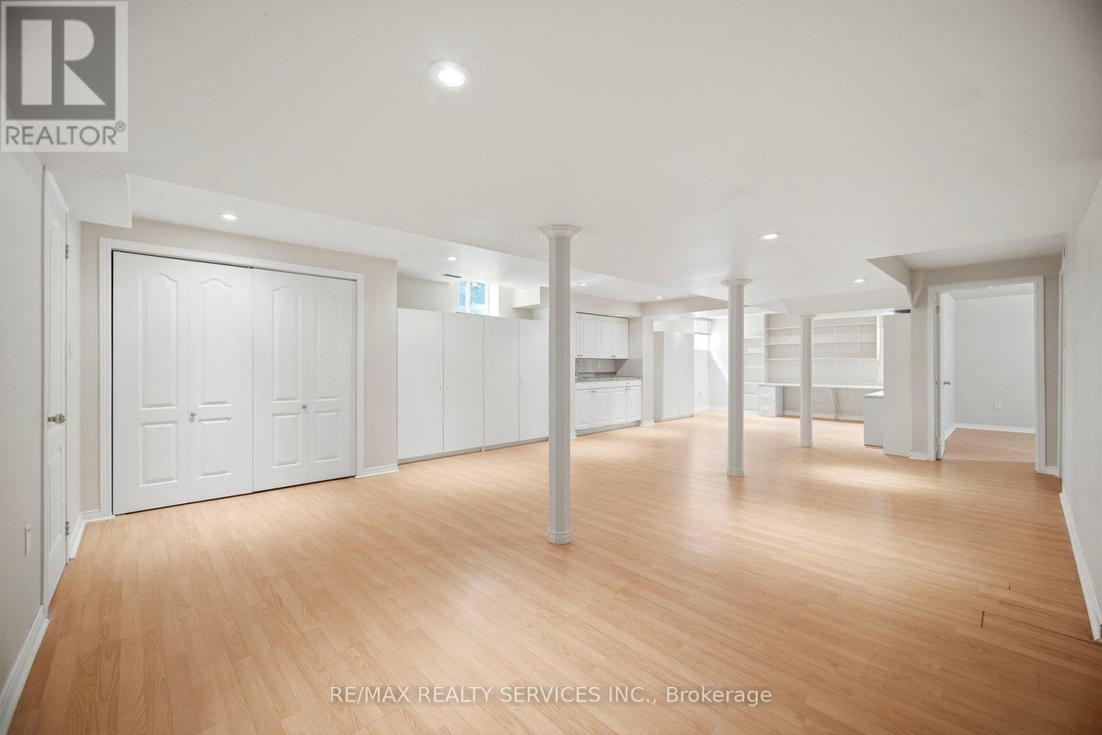 93 SECLUSION CRESCENT - 27
