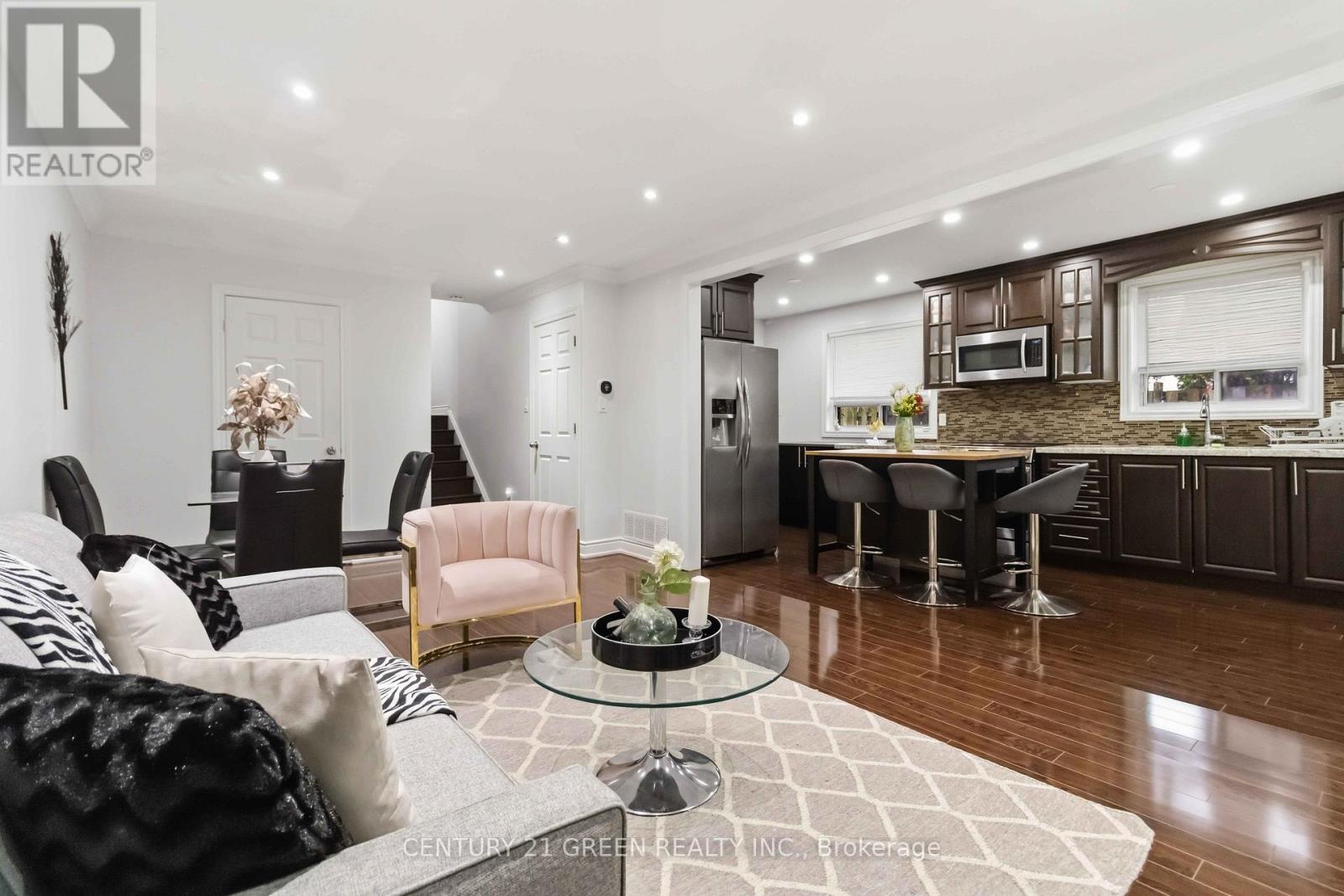 74 DAVENPORT CRESCENT - 7