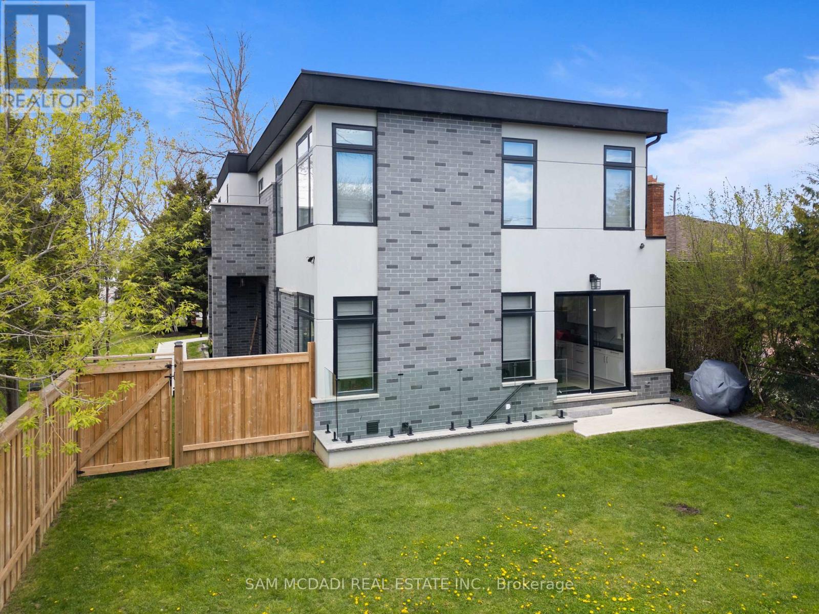 1050 EDGELEIGH AVENUE - 40