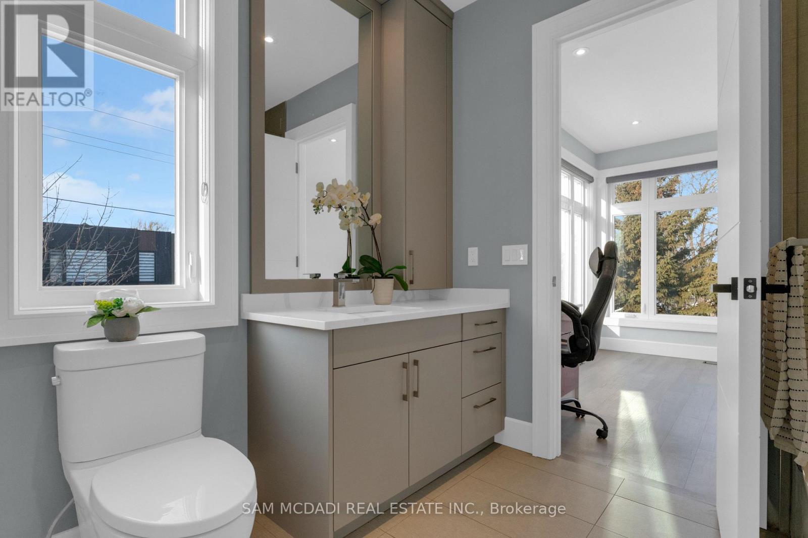 1050 EDGELEIGH AVENUE - 14