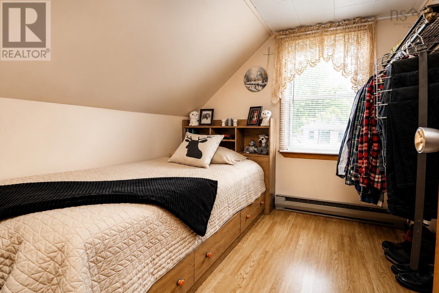 Property 23 of 35 of 1853 Wentworth Road