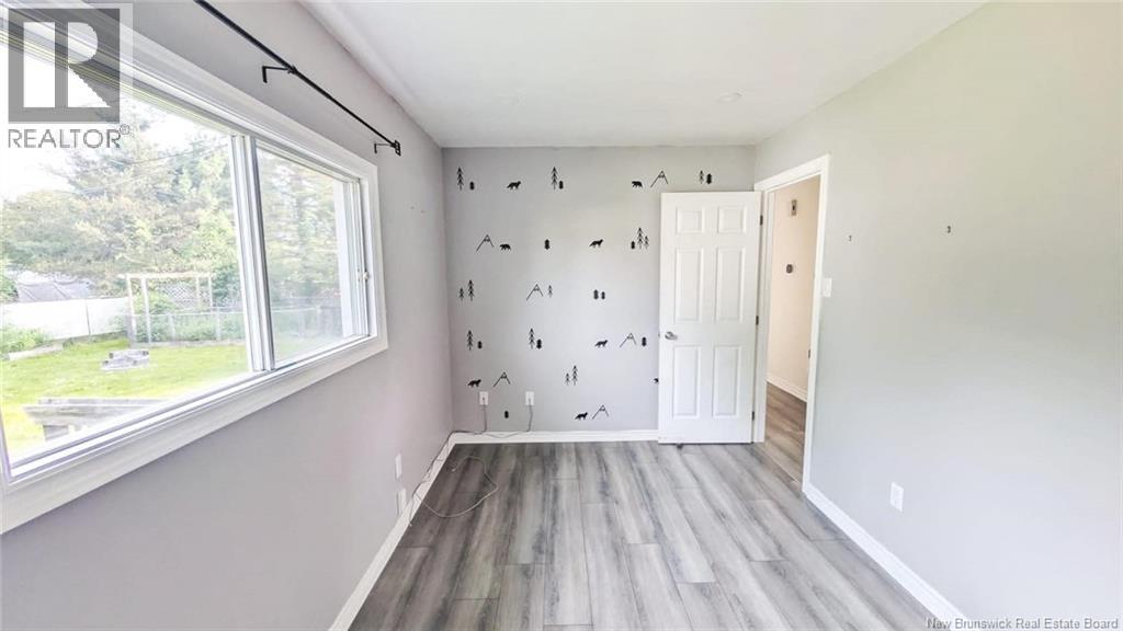 18 Frost Street - 13