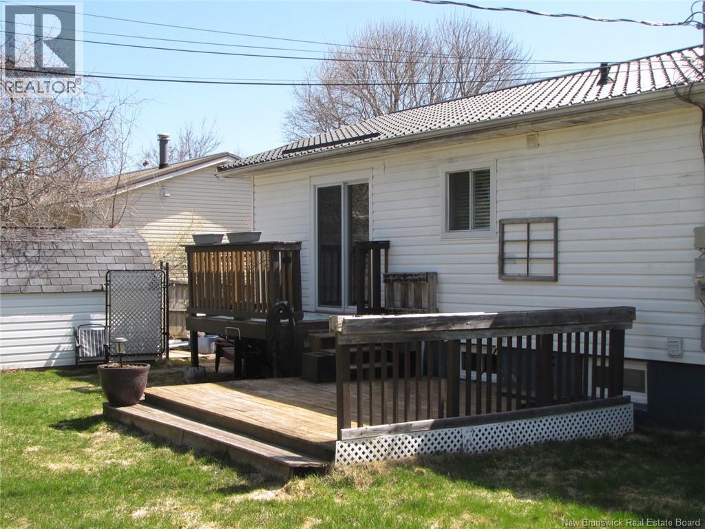 18 Frost Street - 7