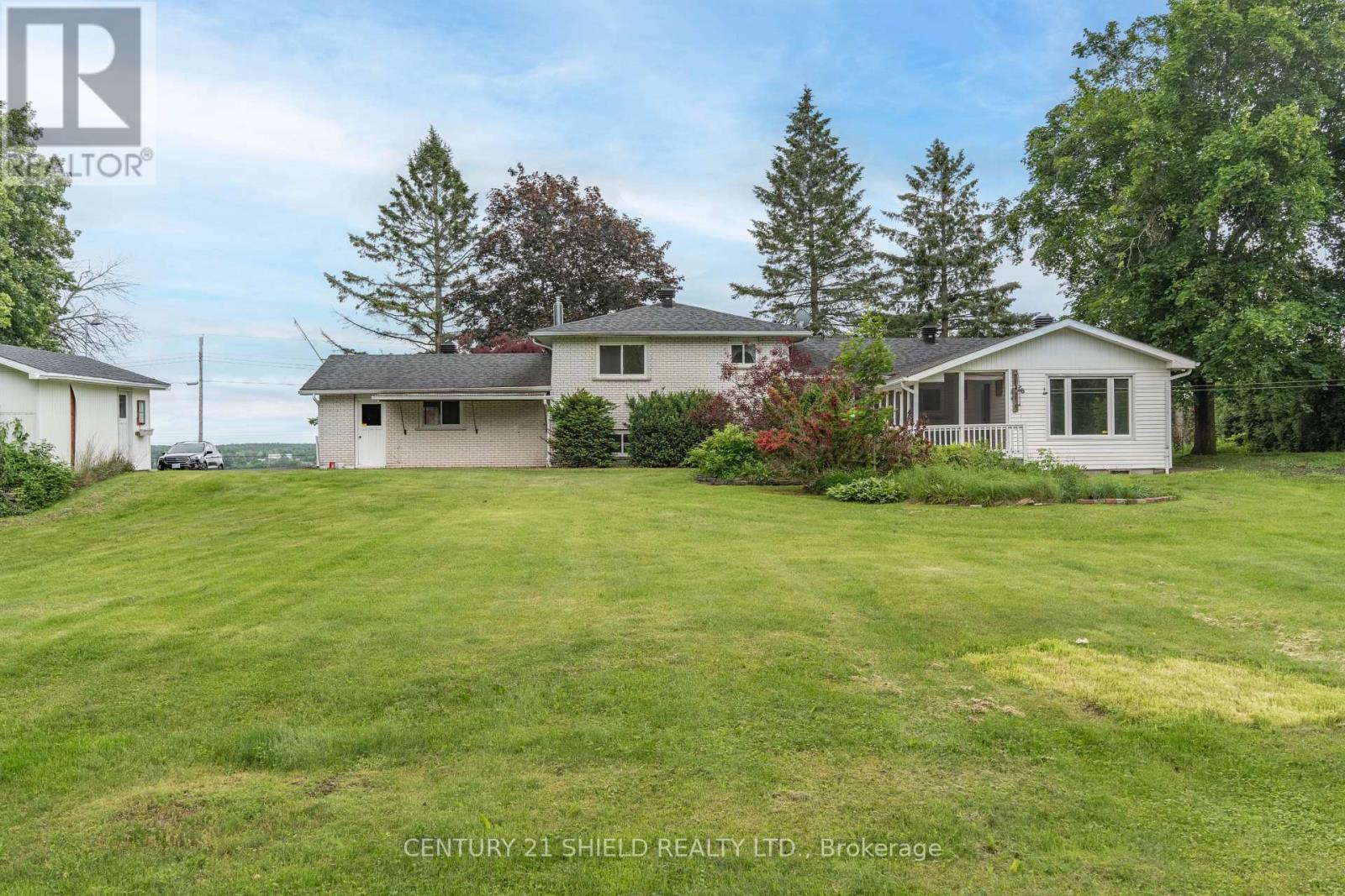 18959 COUNTY ROAD 18 - 36