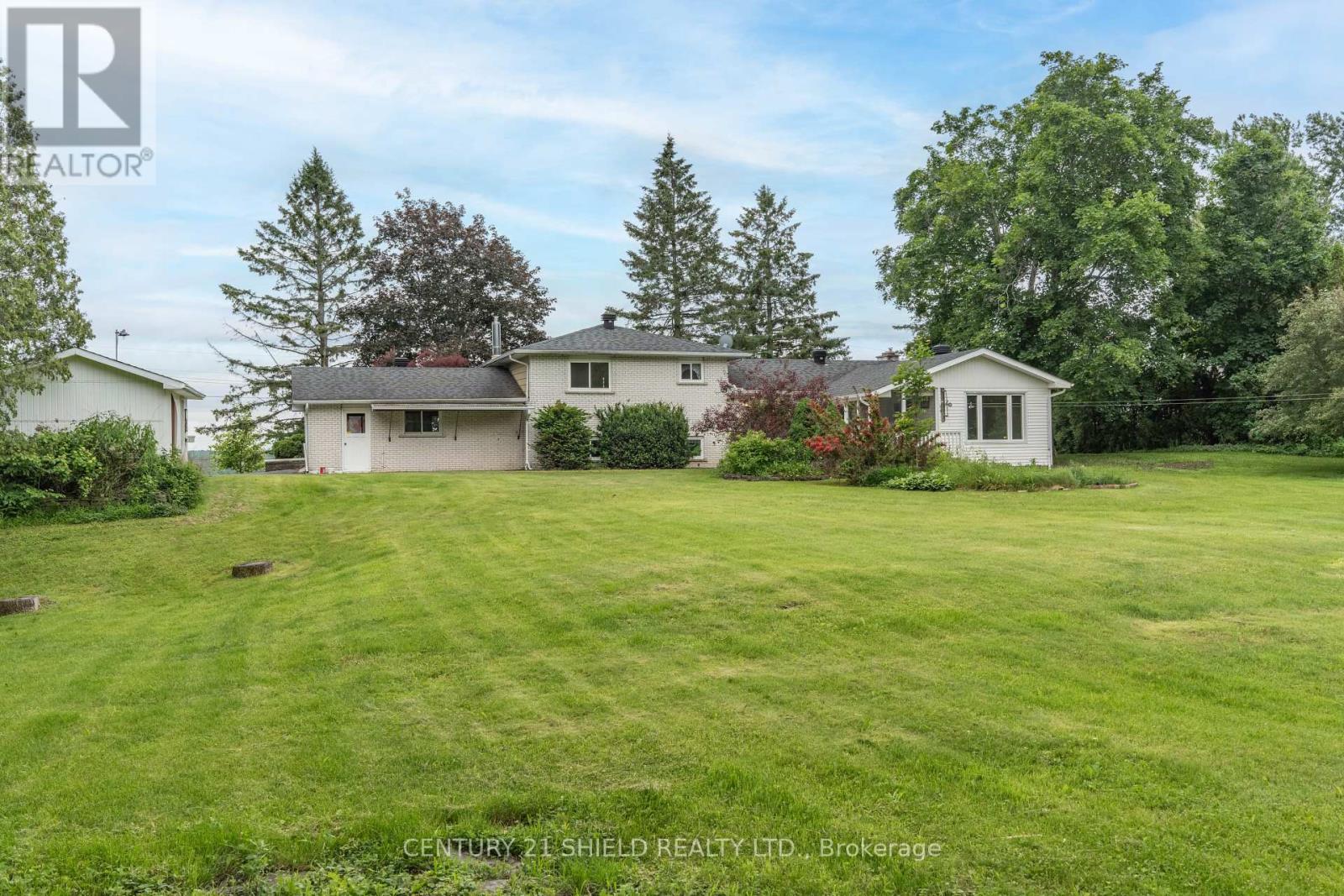 18959 COUNTY ROAD 18 - 34