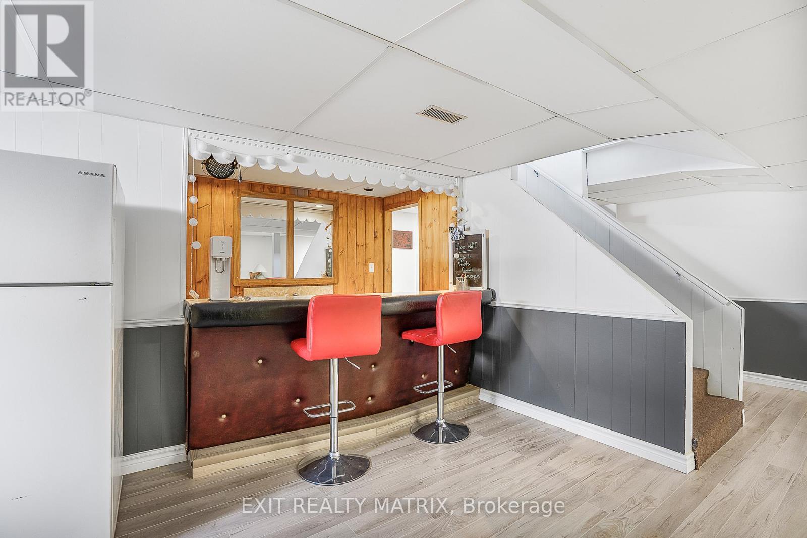 21 FROST AVENUE - 24