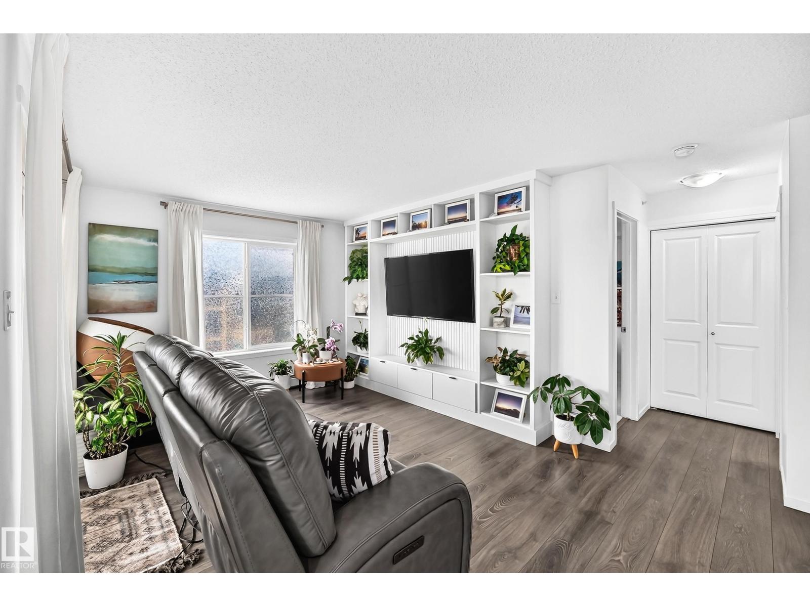 #423 18126 77 ST NW - 14