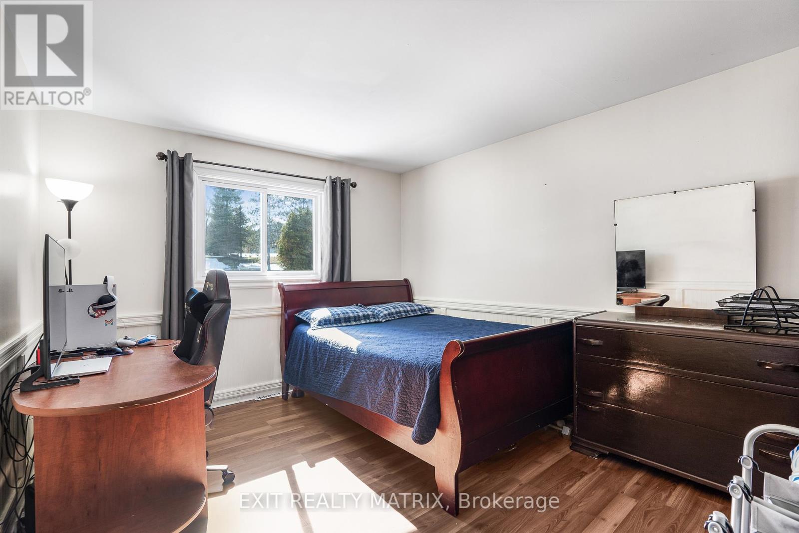 21 FROST AVENUE - 20