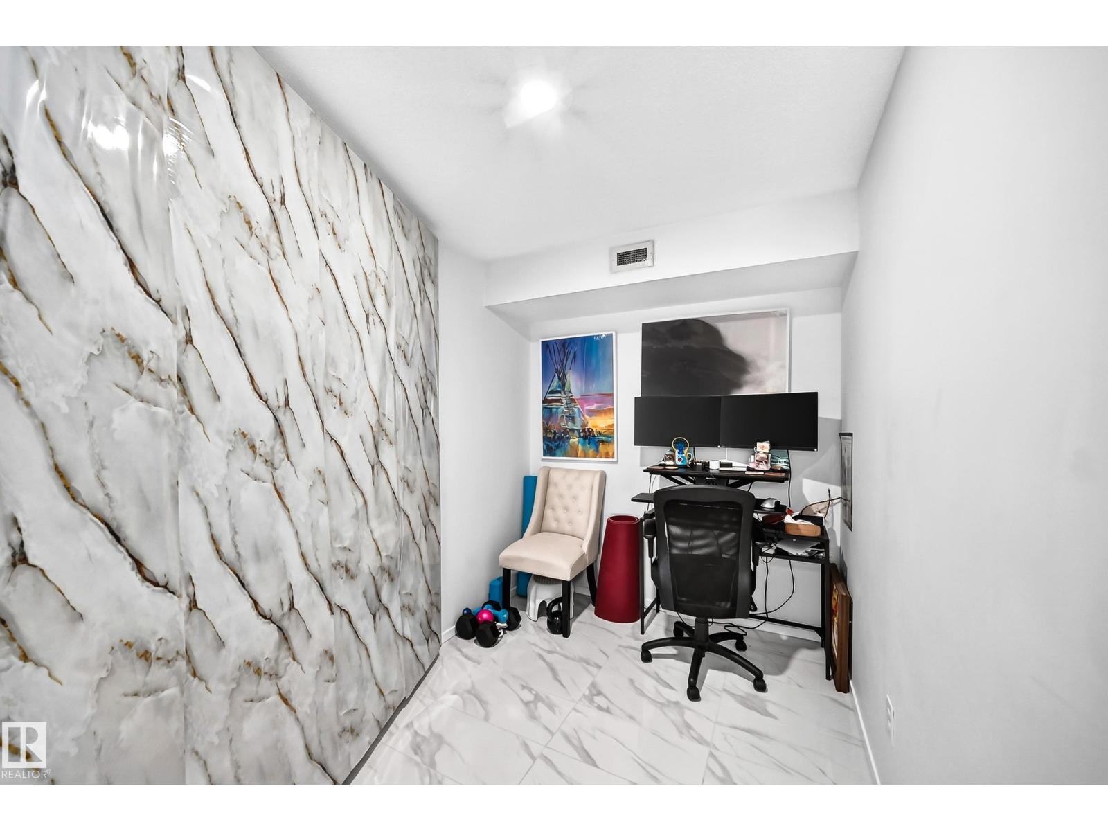 #423 18126 77 ST NW - 38