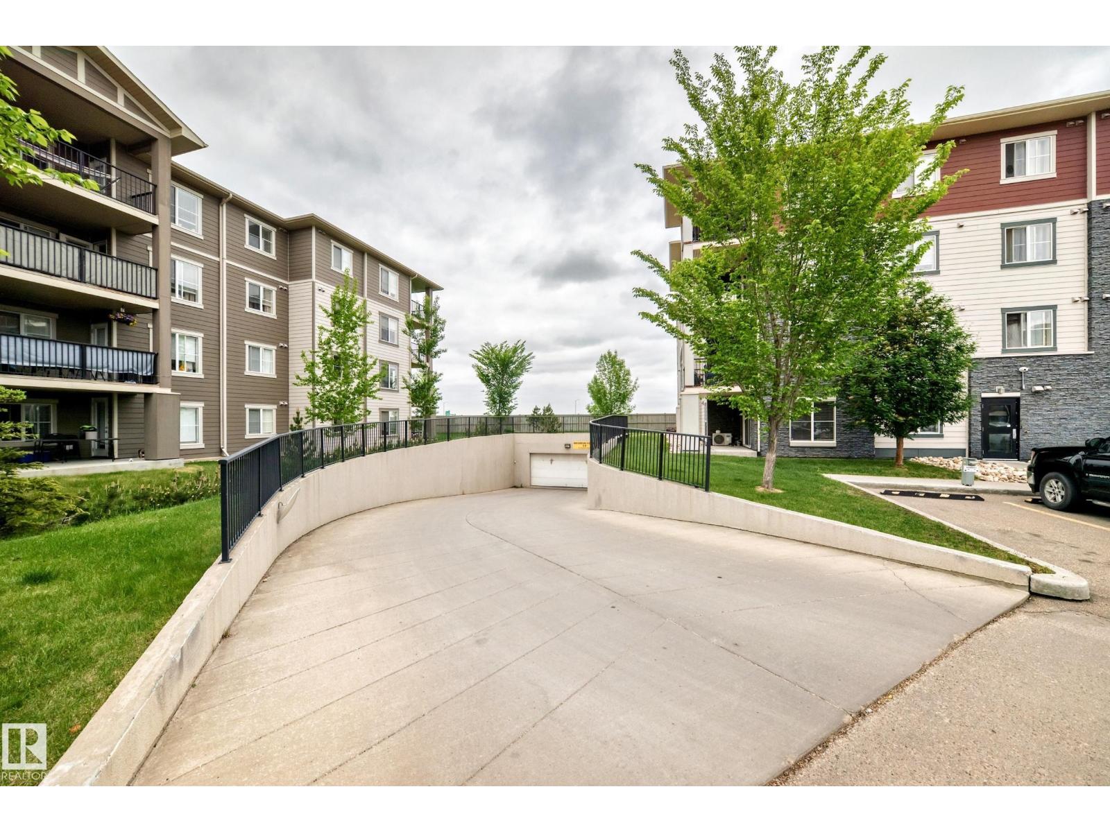 #423 18126 77 ST NW - 49