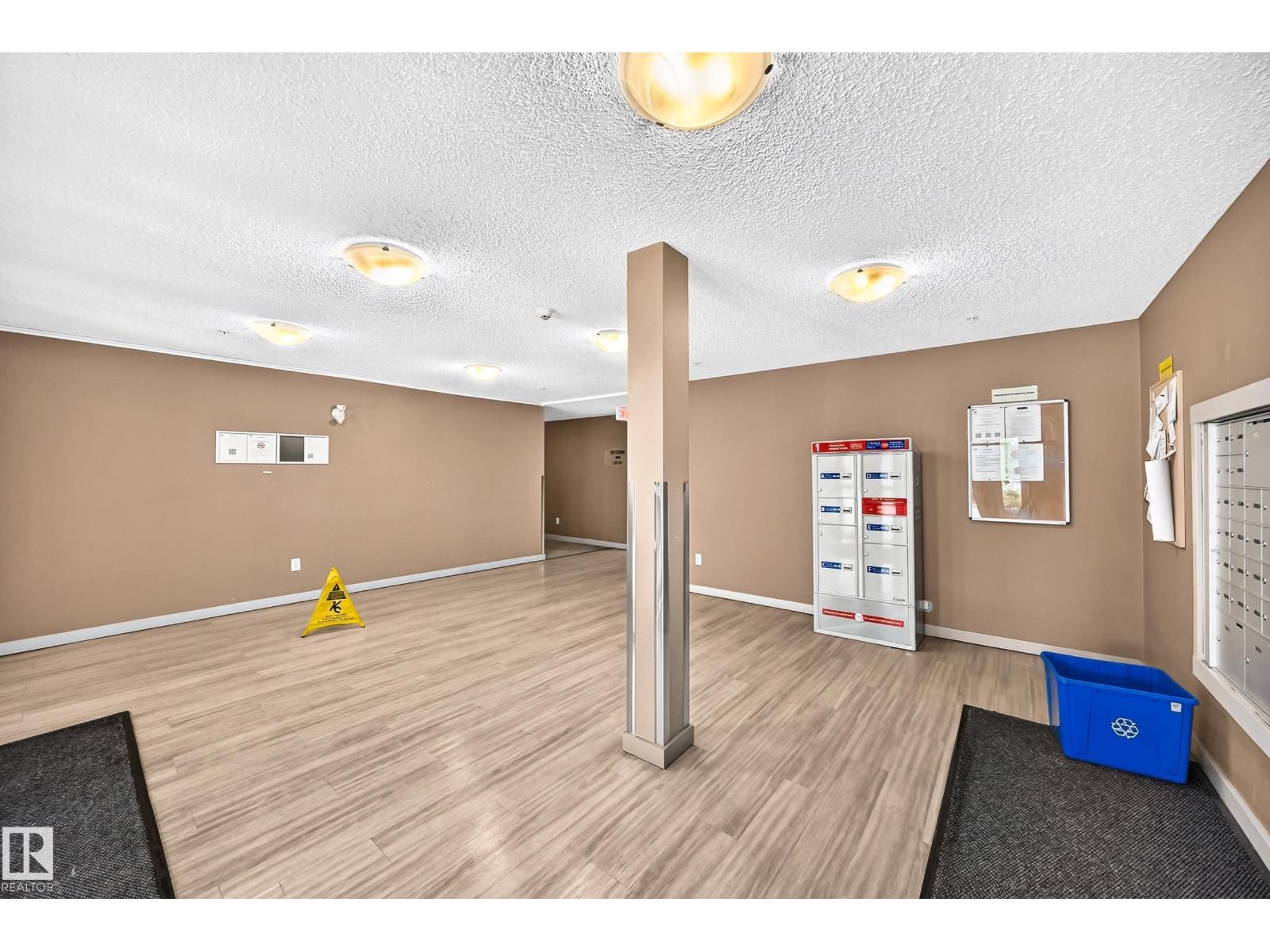 #423 18126 77 ST NW - 45