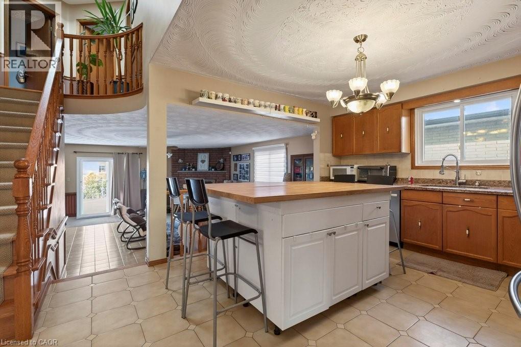 42 LASILA Court - 8