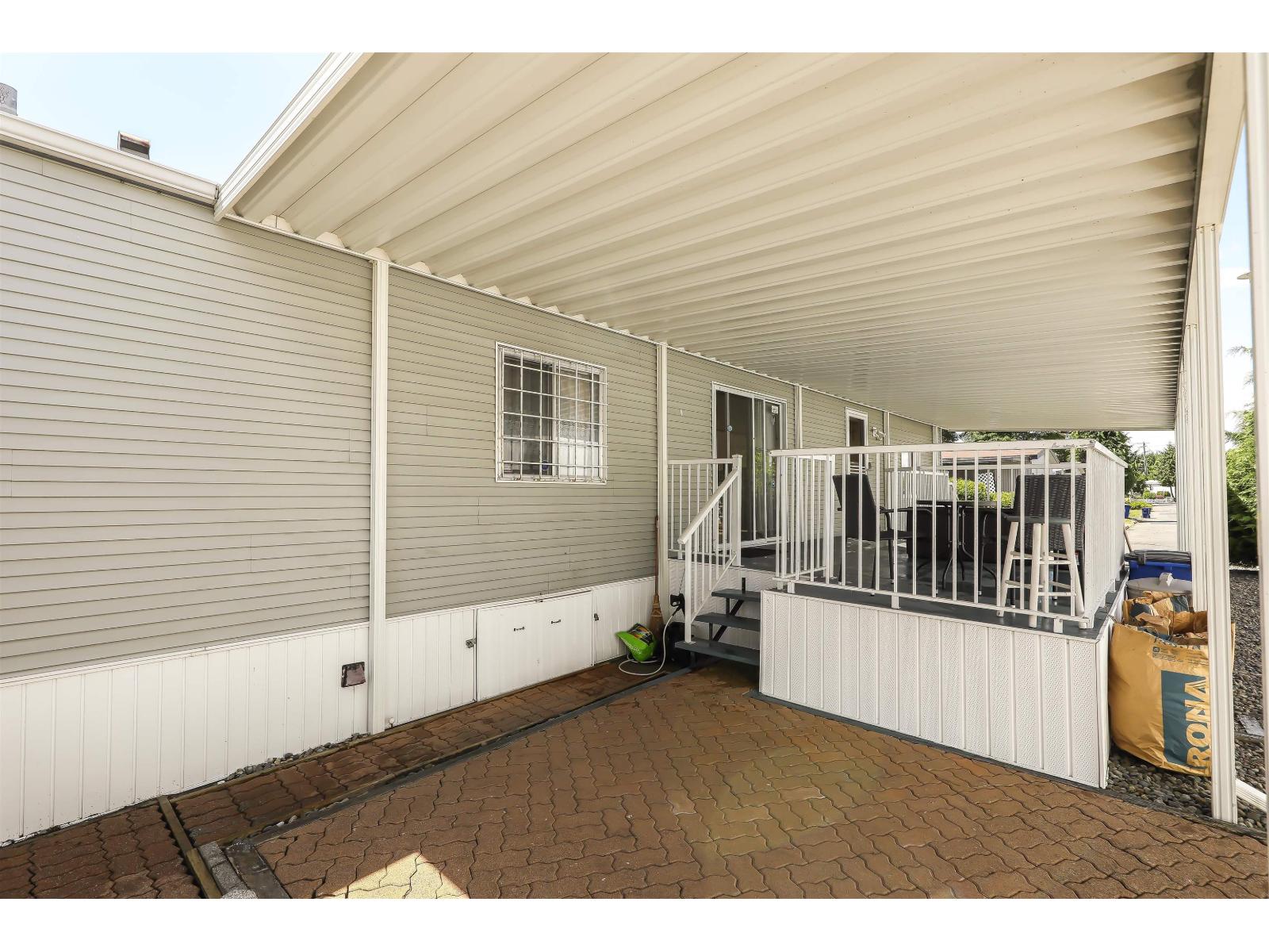 2 Bed, 1 Bath House for Sale in Surrey – 22 8670 156 STREET, Surrey – MLS# R3138590 - Image 18