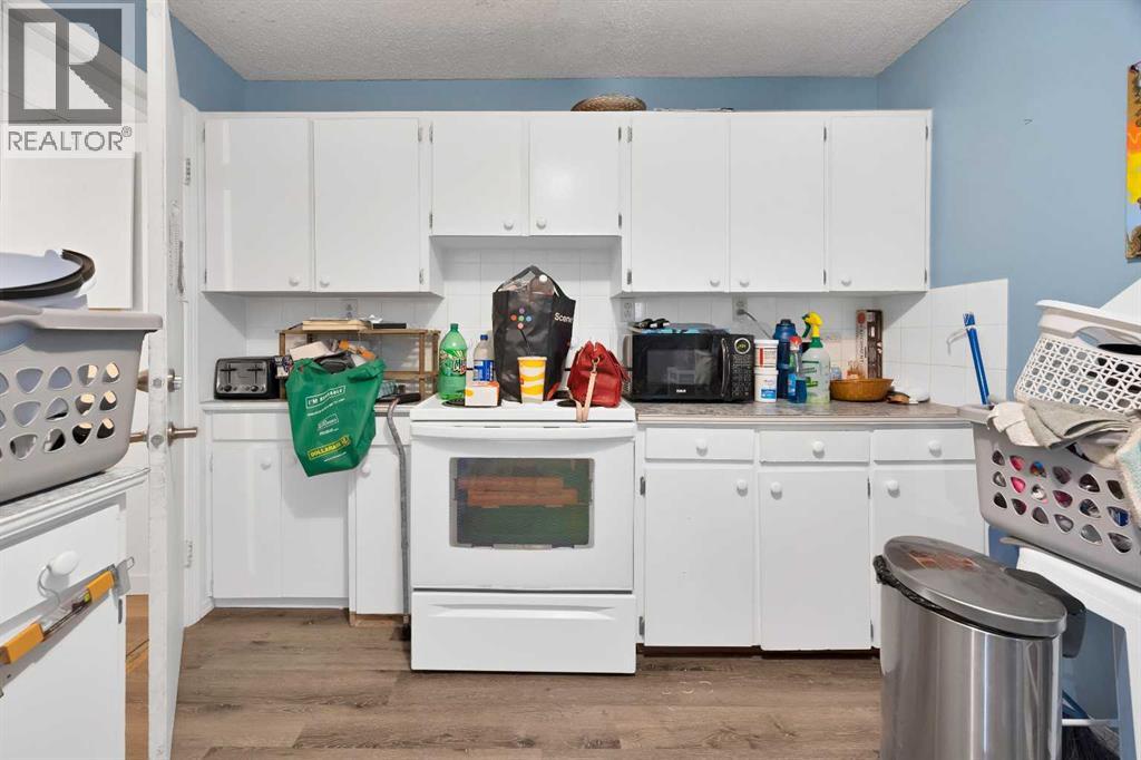 1727 12 Avenue SW - 33