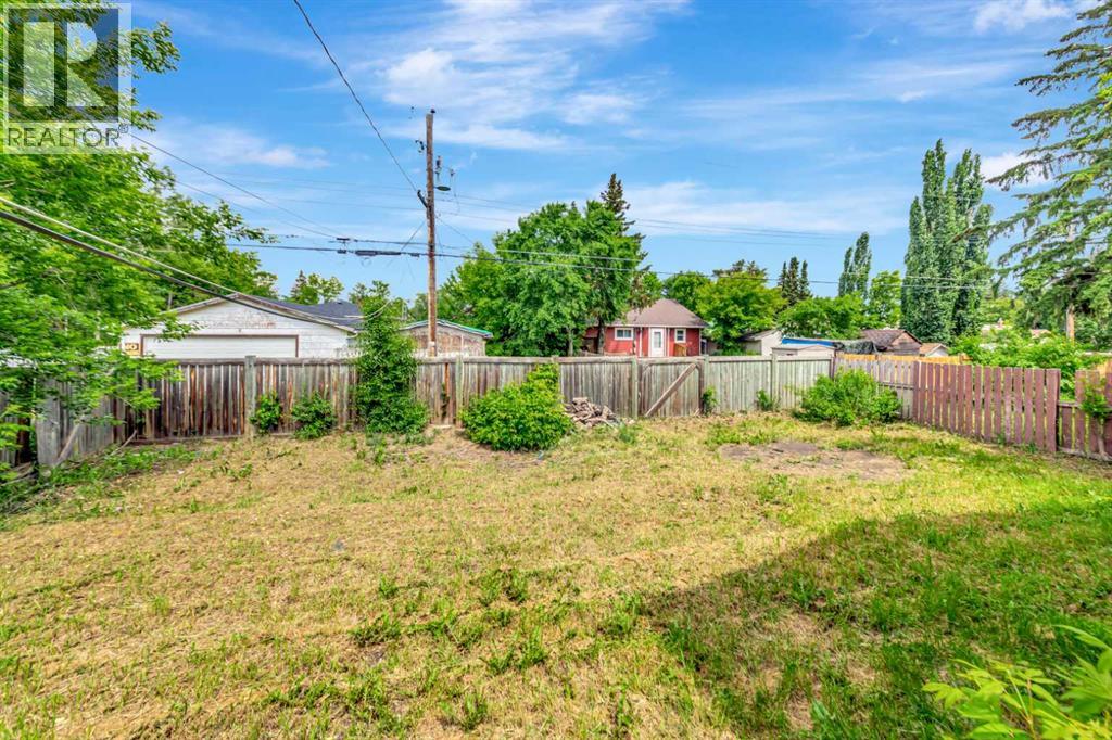 4616 45 Street — photo 38