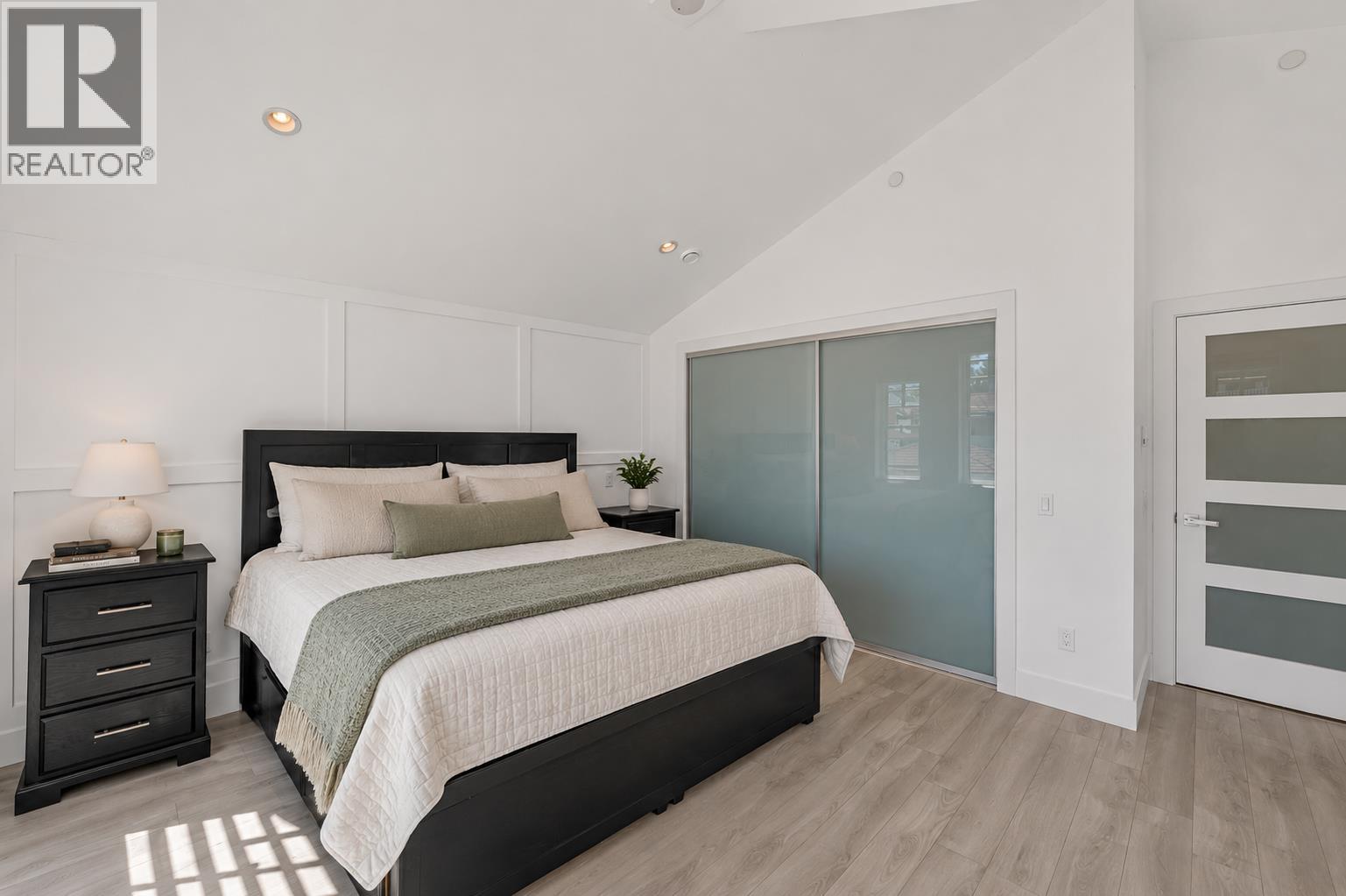 3 Bed, 4 Bath House for Sale in Vancouver – 730 E 11TH AVENUE, Vancouver – MLS# R3138543 - Image 17
