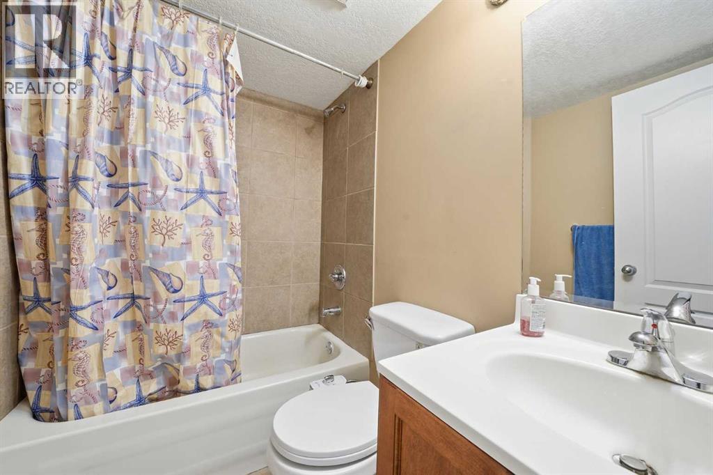 27 Saddleland Way NE - 33