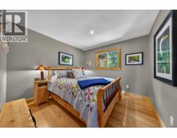 4931 Mountaintop Drive, Fairmont Hot Springs, BC V0B1L1 Photo 12