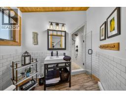 4931 Mountaintop Drive, Fairmont Hot Springs, BC V0B1L1 Photo 39