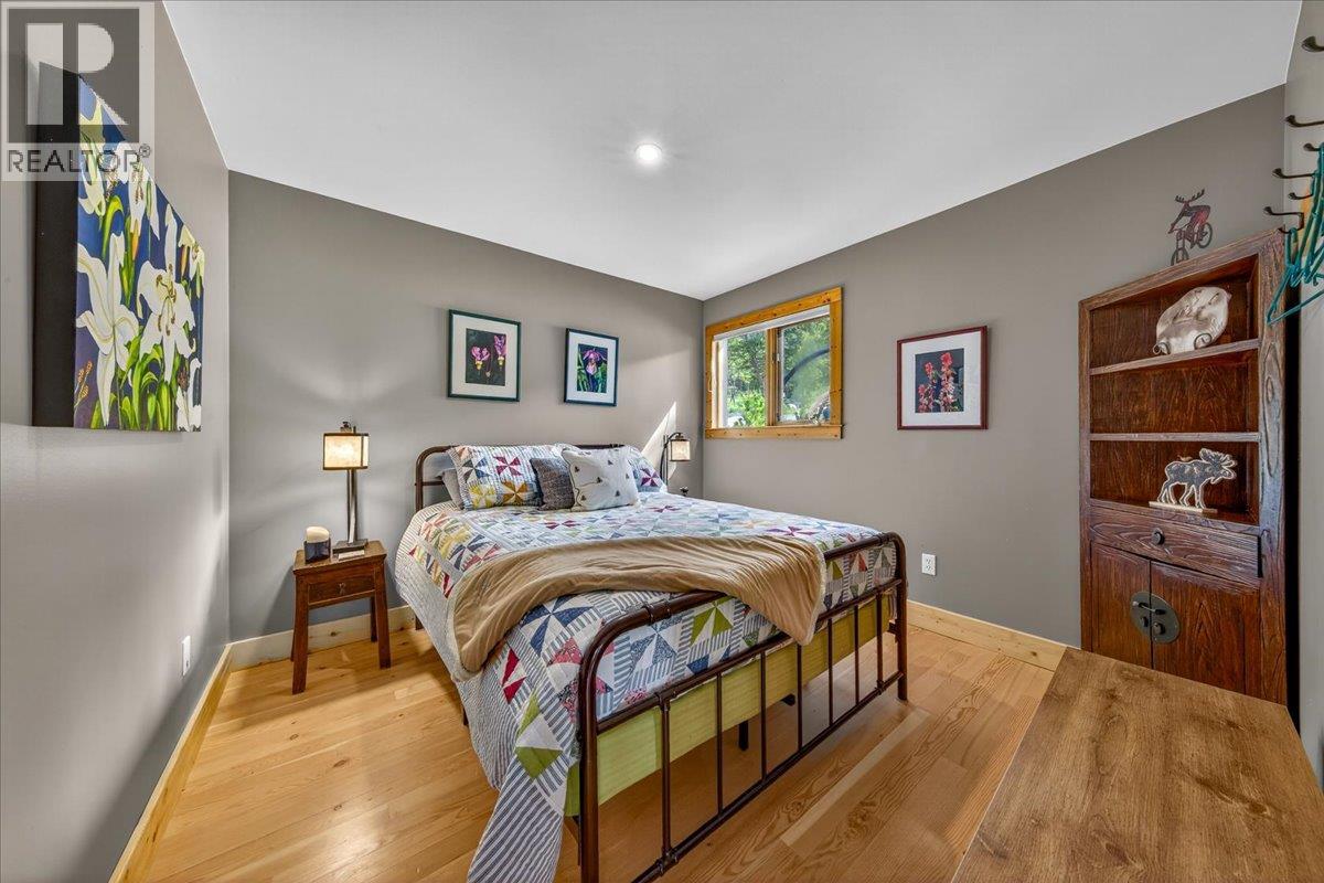 4931 Mountaintop Drive - 11