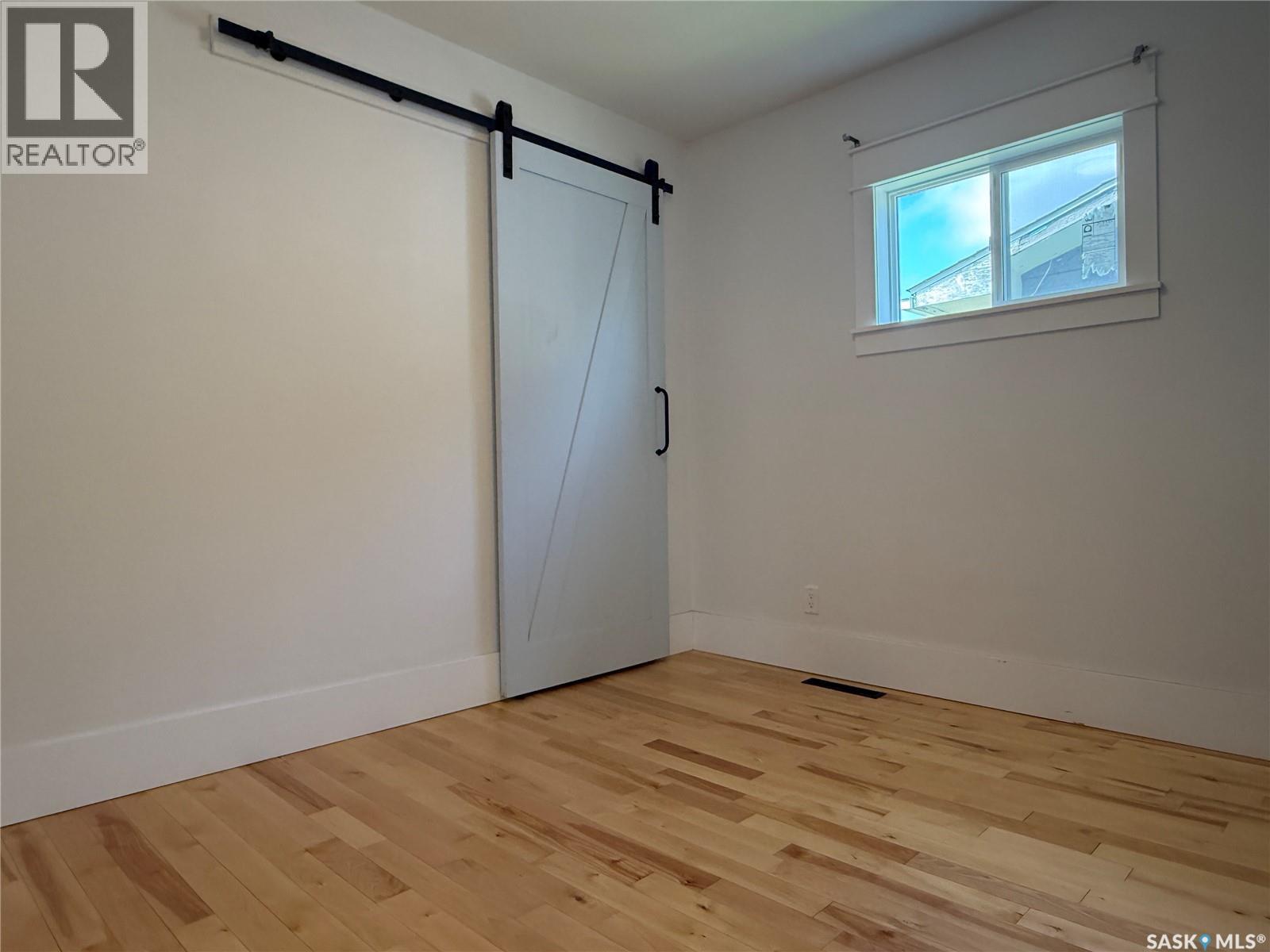390 Alberta STREET - 10