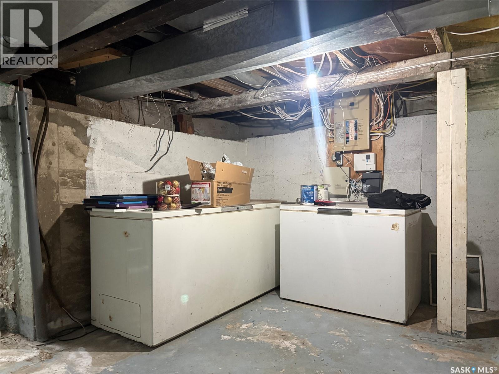 390 Alberta STREET - 22