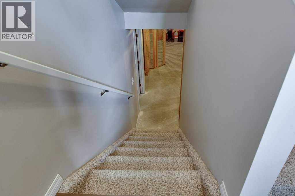 39 Isaacson Crescent — photo 27