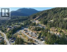 8218 Merlot Peak Drive, Pemberton, BC V0N2L3 Photo 7