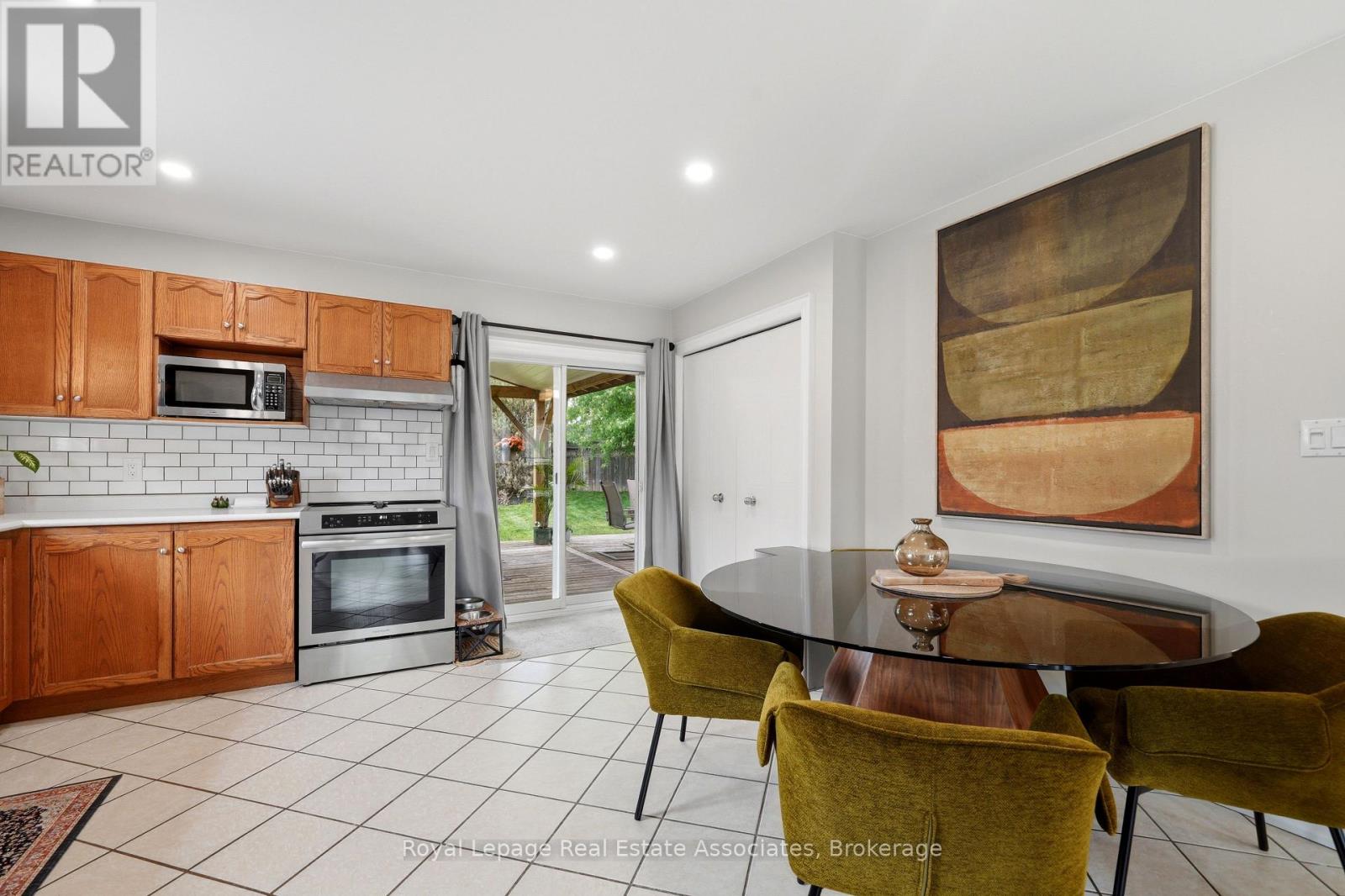 216 FENNEL STREET - 10