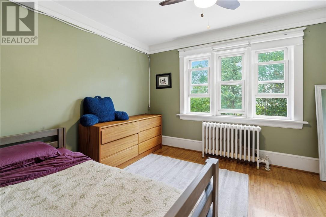 48 Roxborough Drive - 24