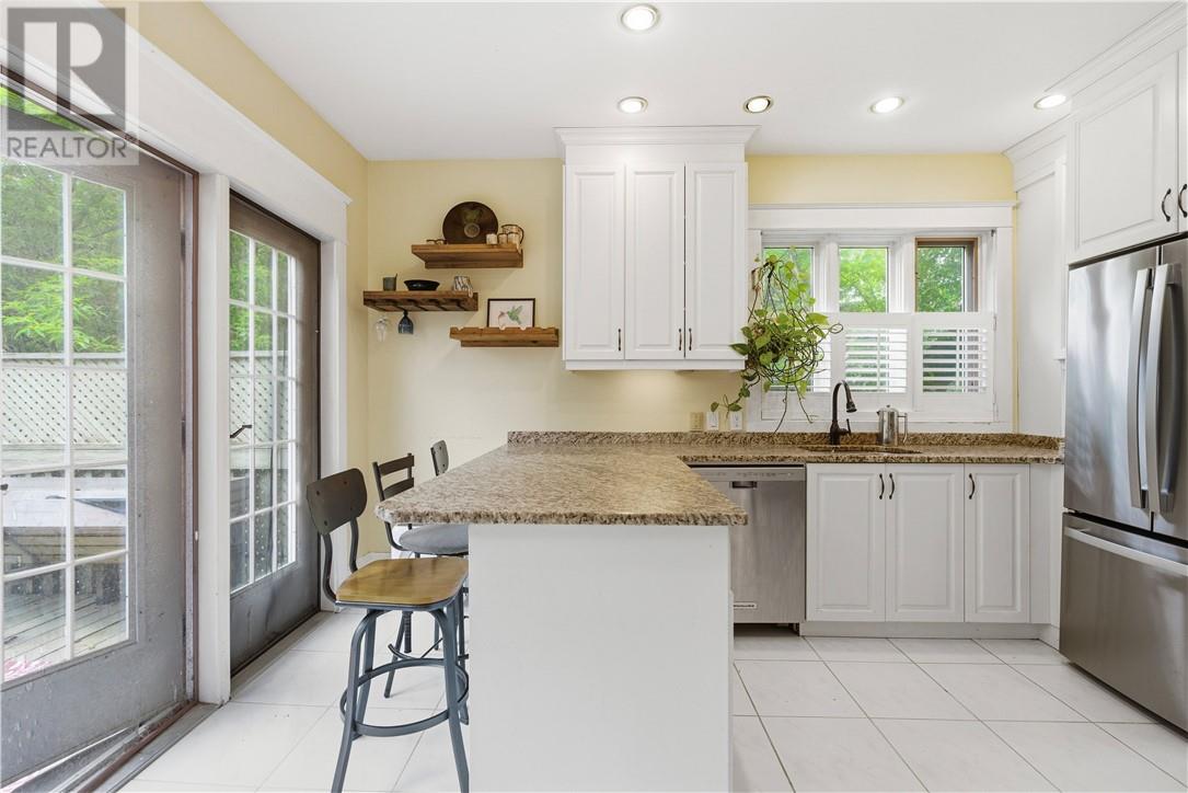 48 Roxborough Drive - 10
