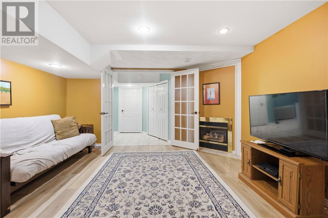 48 Roxborough Drive - 28