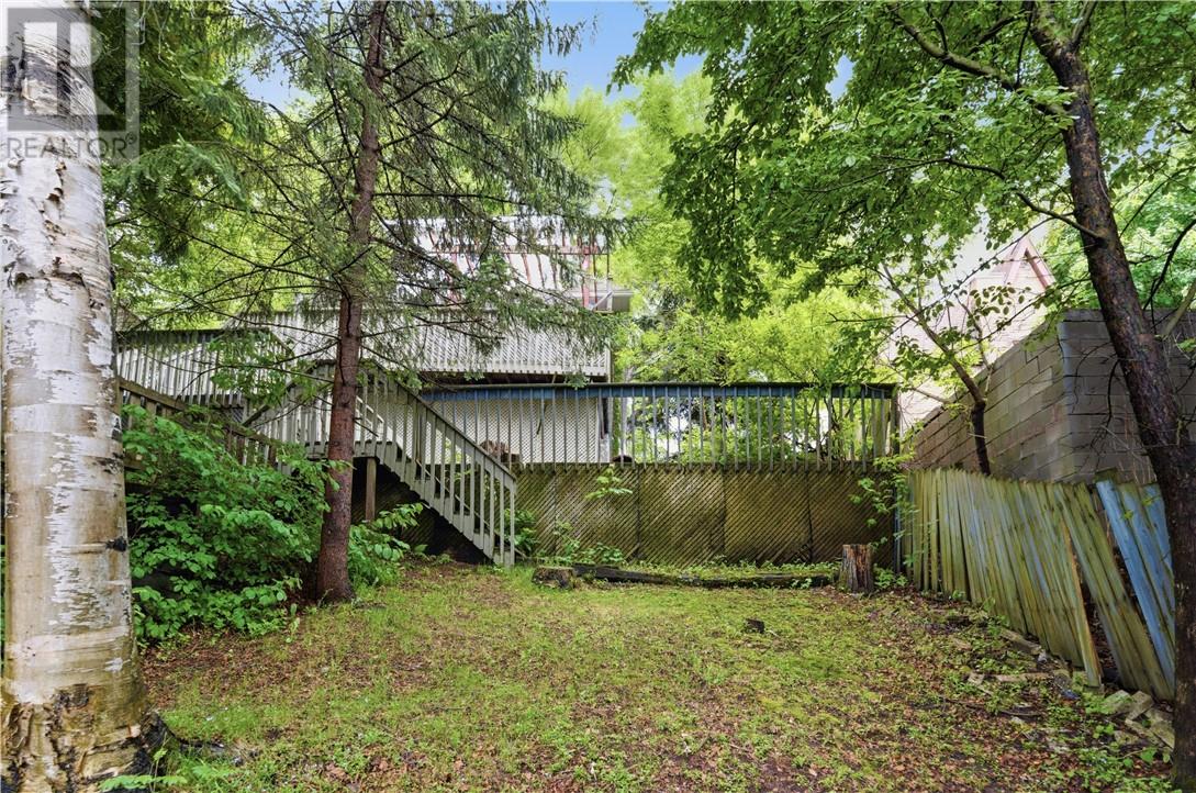 48 Roxborough Drive - 37