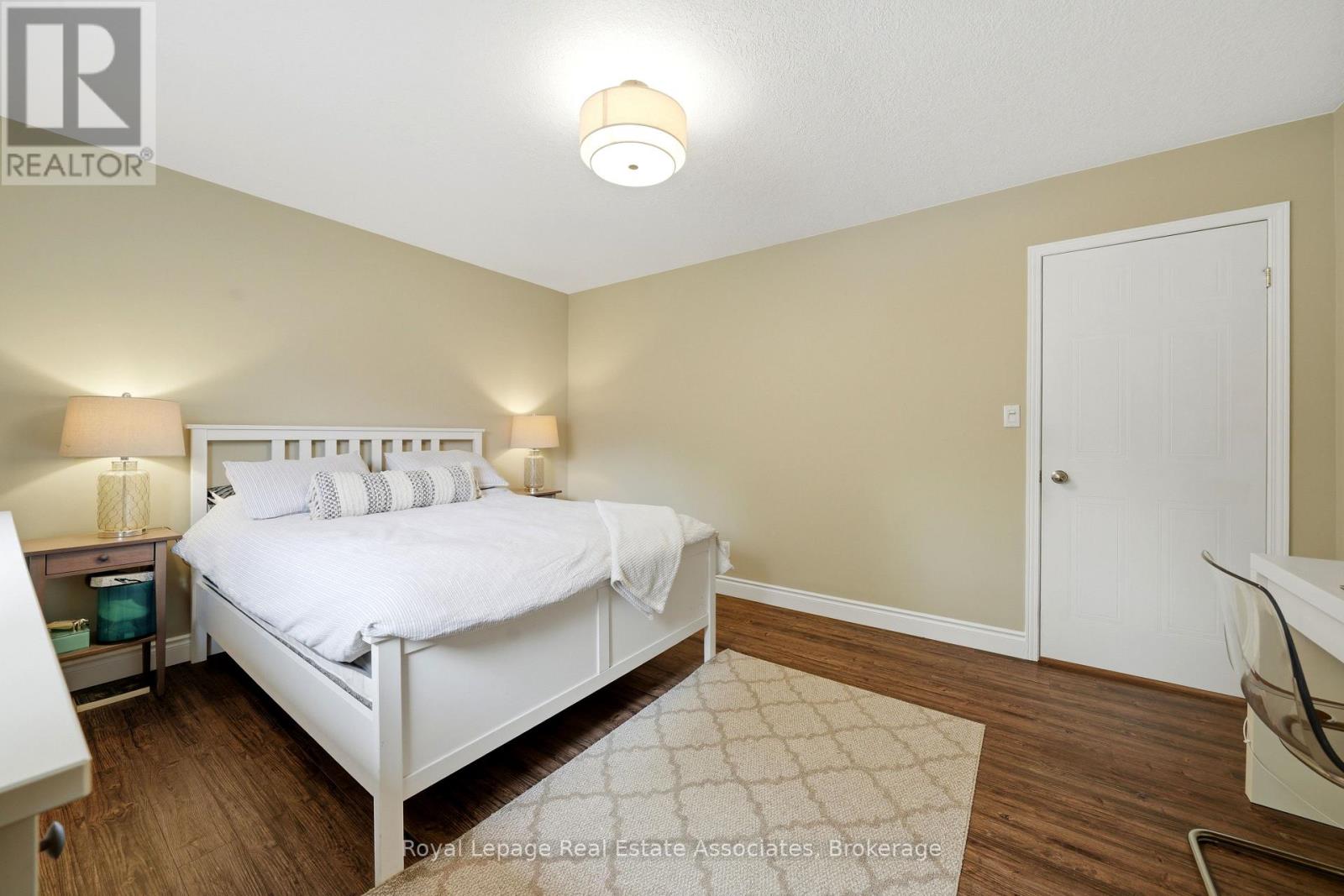 216 FENNEL STREET - 23