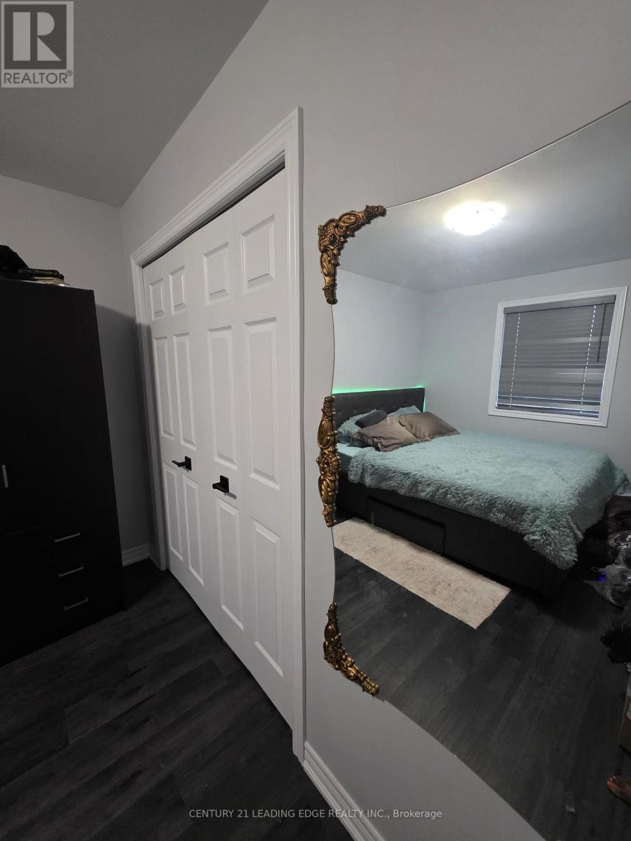 152 MARY STREET - 13