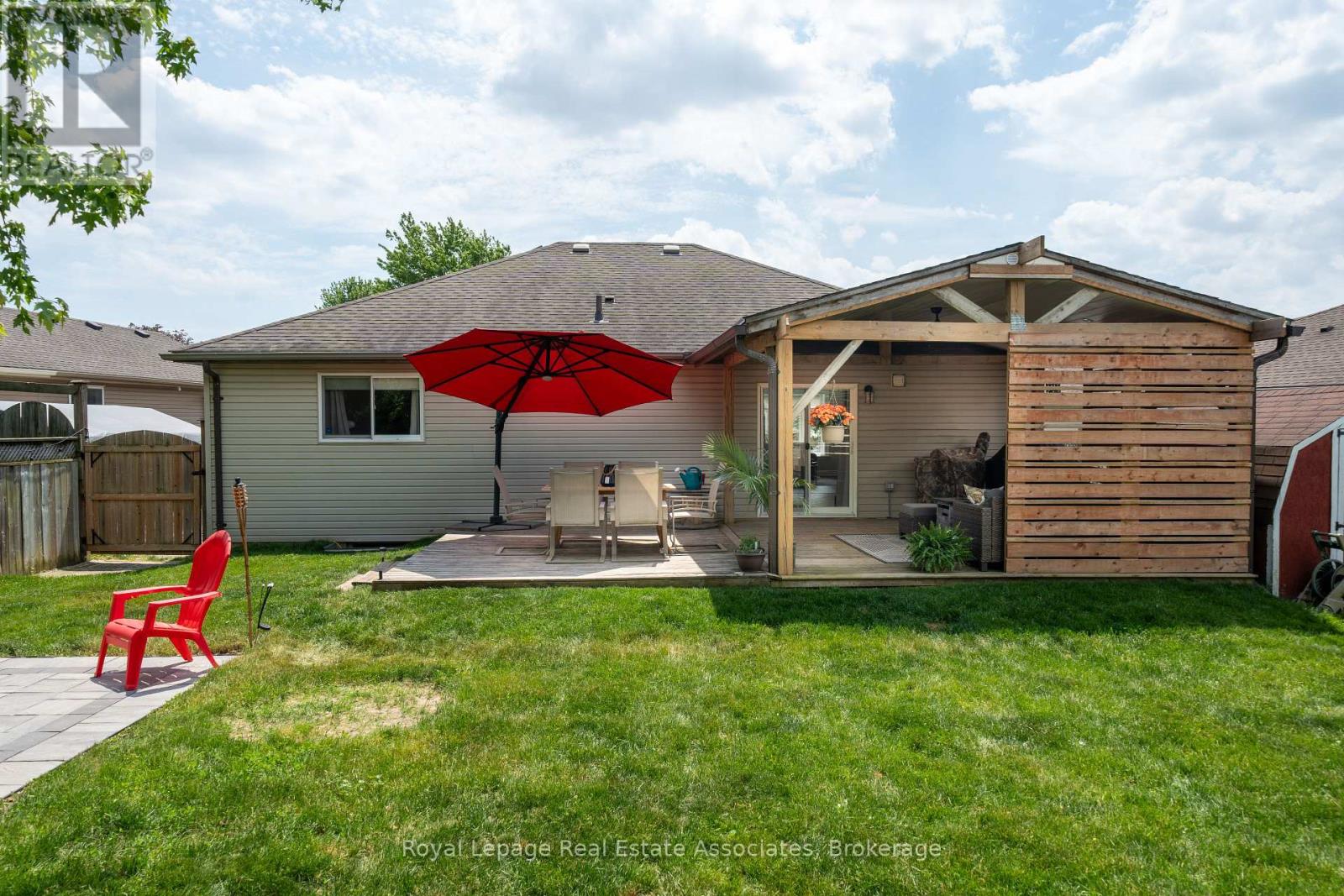 216 FENNEL STREET - 38