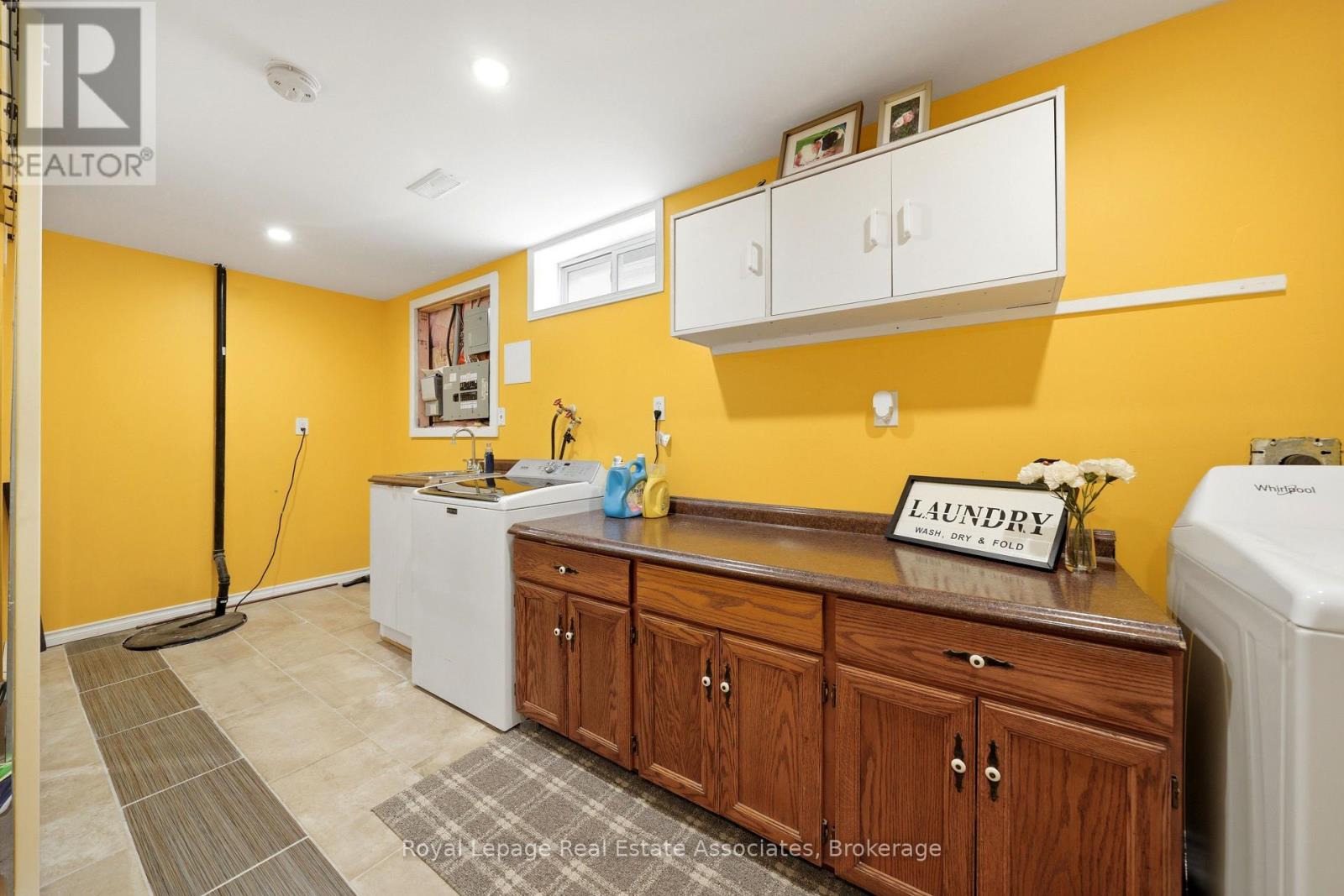 216 FENNEL STREET - 26