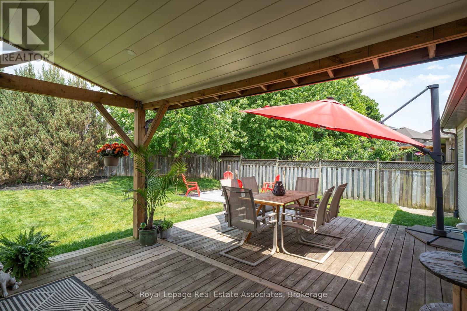 216 FENNEL STREET - 35