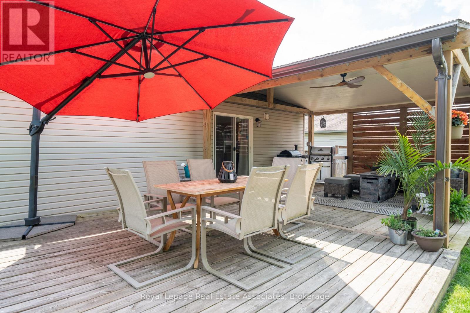 216 FENNEL STREET - 29