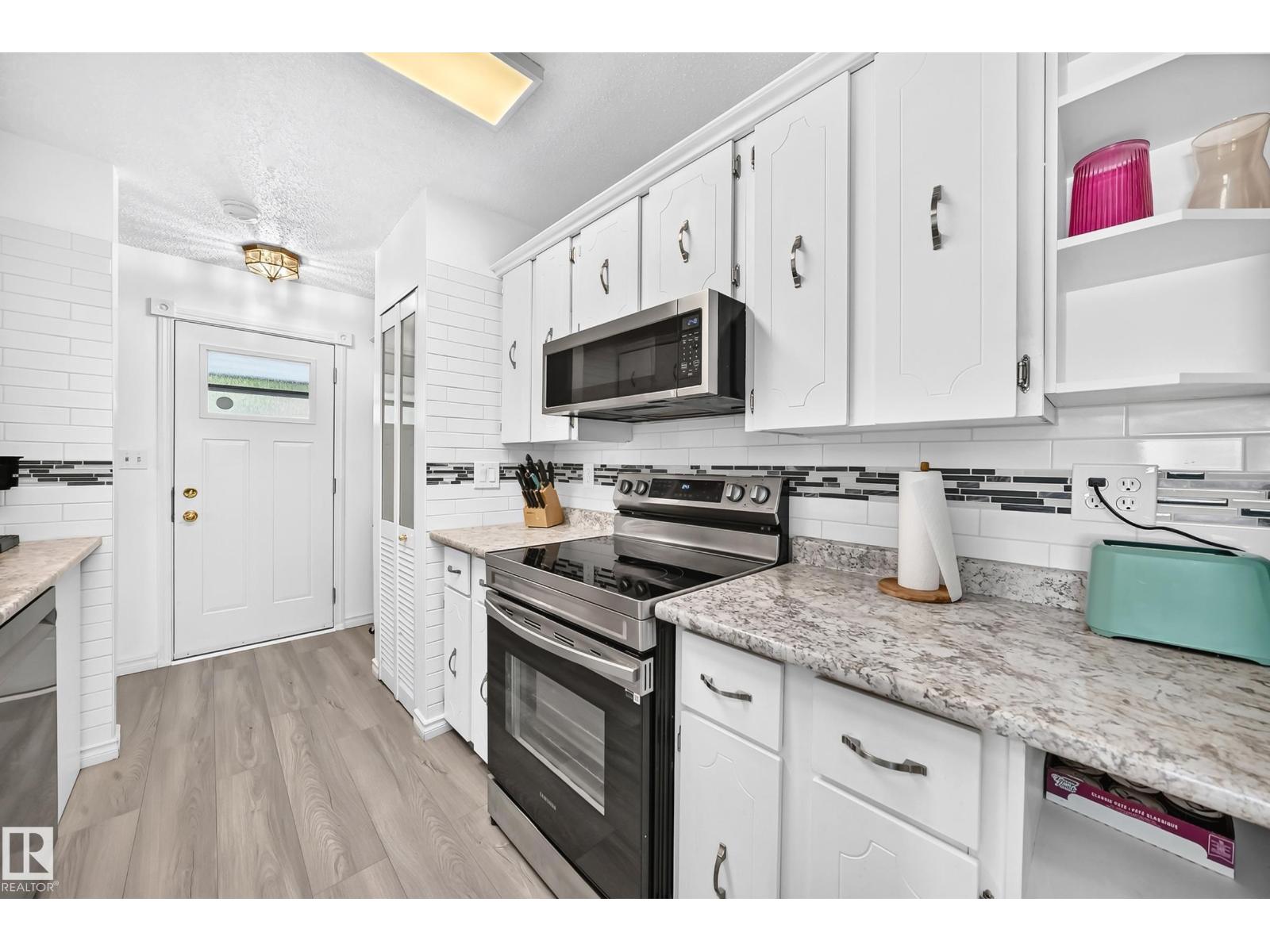 13317 47 ST NW - 9