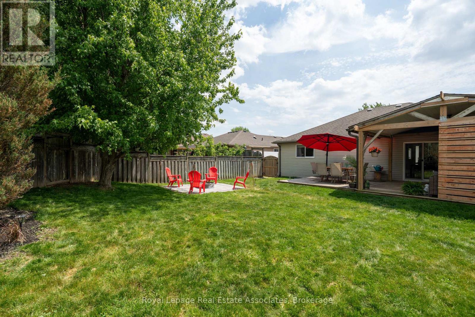 216 FENNEL STREET - 37