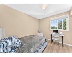 13317 47 St Nw, Edmonton, AB T5A3L5 Photo 29