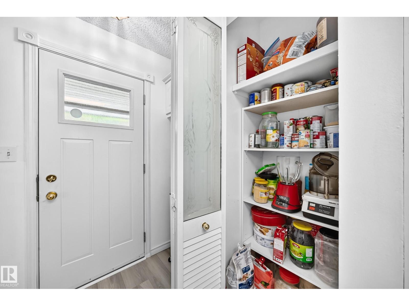 13317 47 ST NW - 22