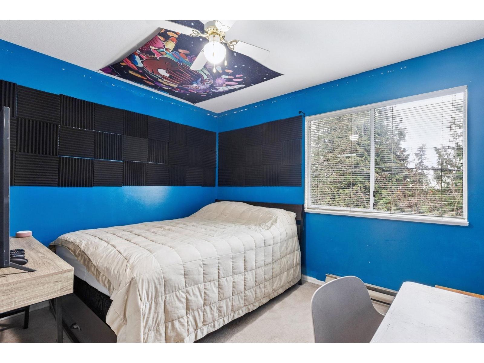 8376 CENTRE STREET, Delta